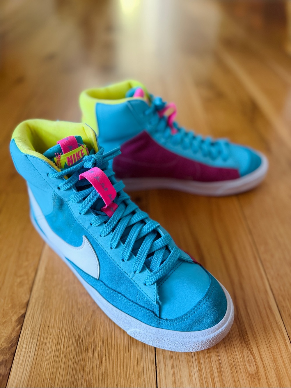 Nike Blazer Mid ’77 Dance – Baltic Blue/Pink Glow – 6.5Y (I’m a 7.5 they fit me)